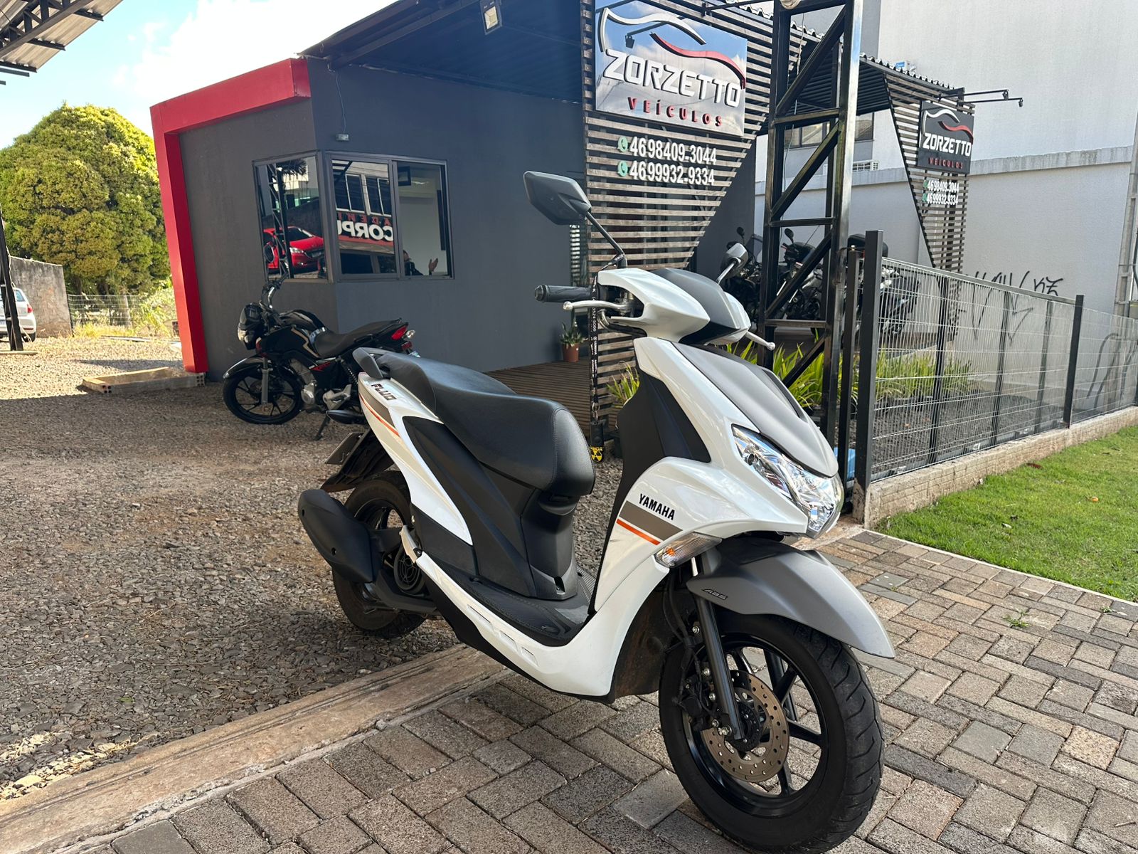 Yamaha Fluo 125
